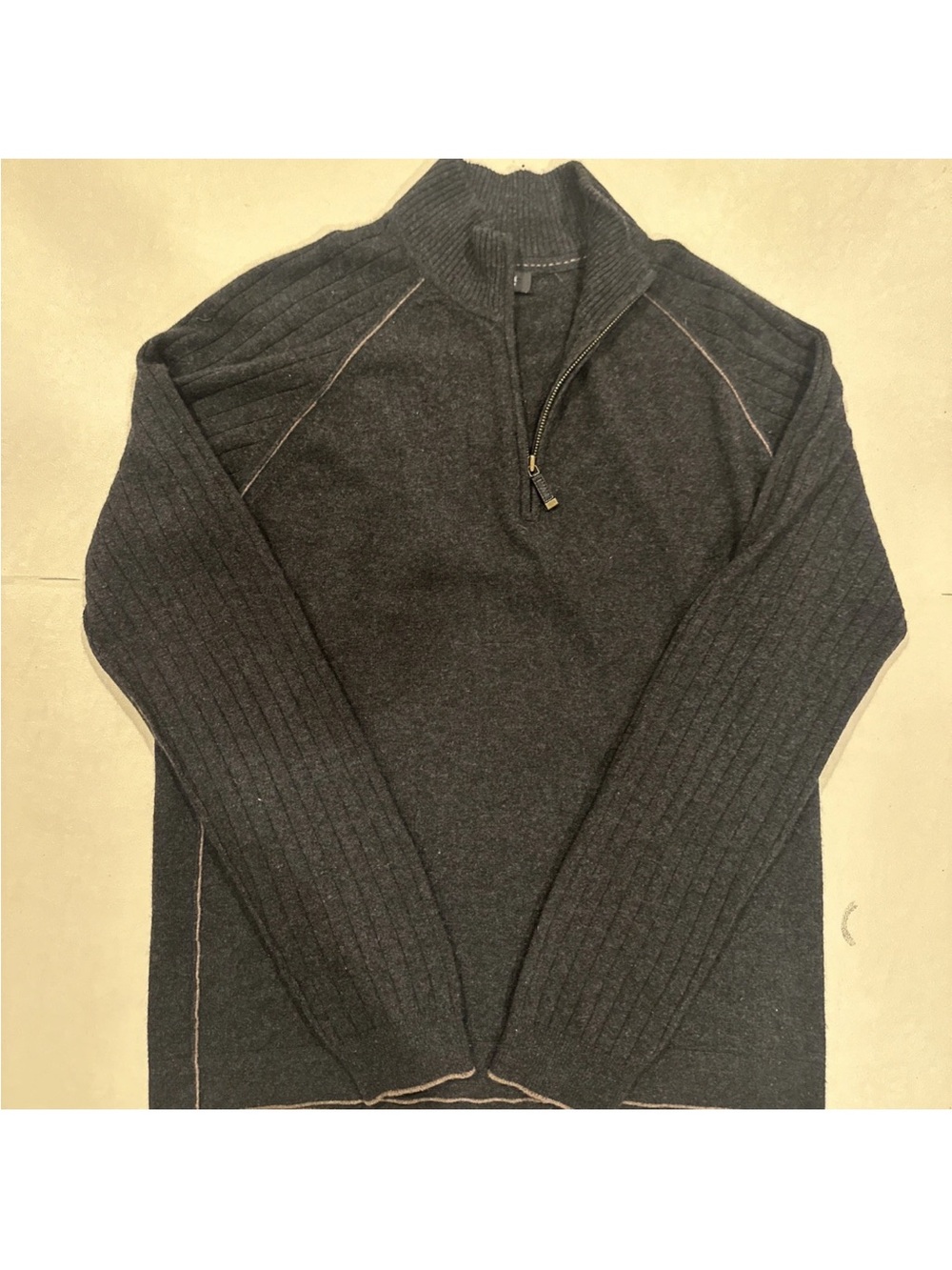 Forte Sweater L Cashmere Quarter Zip Charcoal Gray Detail Piping Smart Preppy